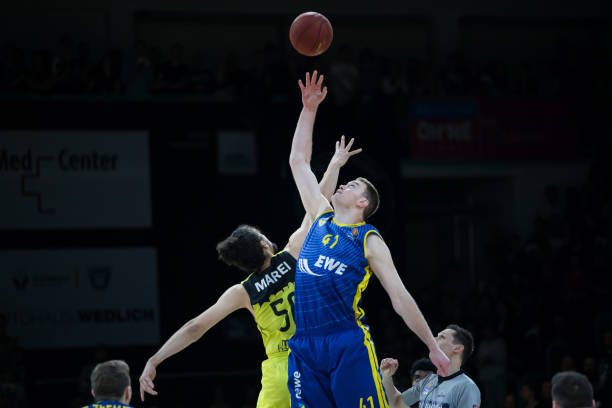 尤其是伊科 尤其是伊科