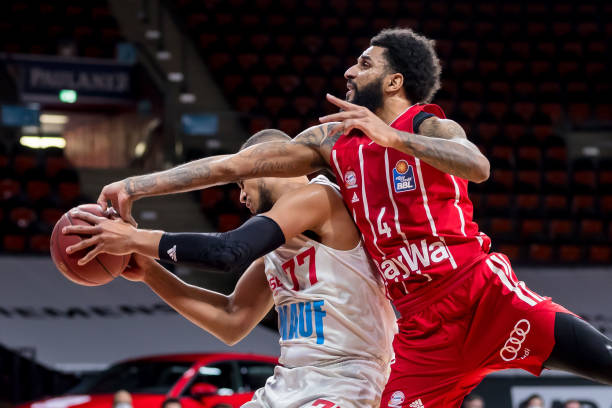 网球不断进 网球不断进