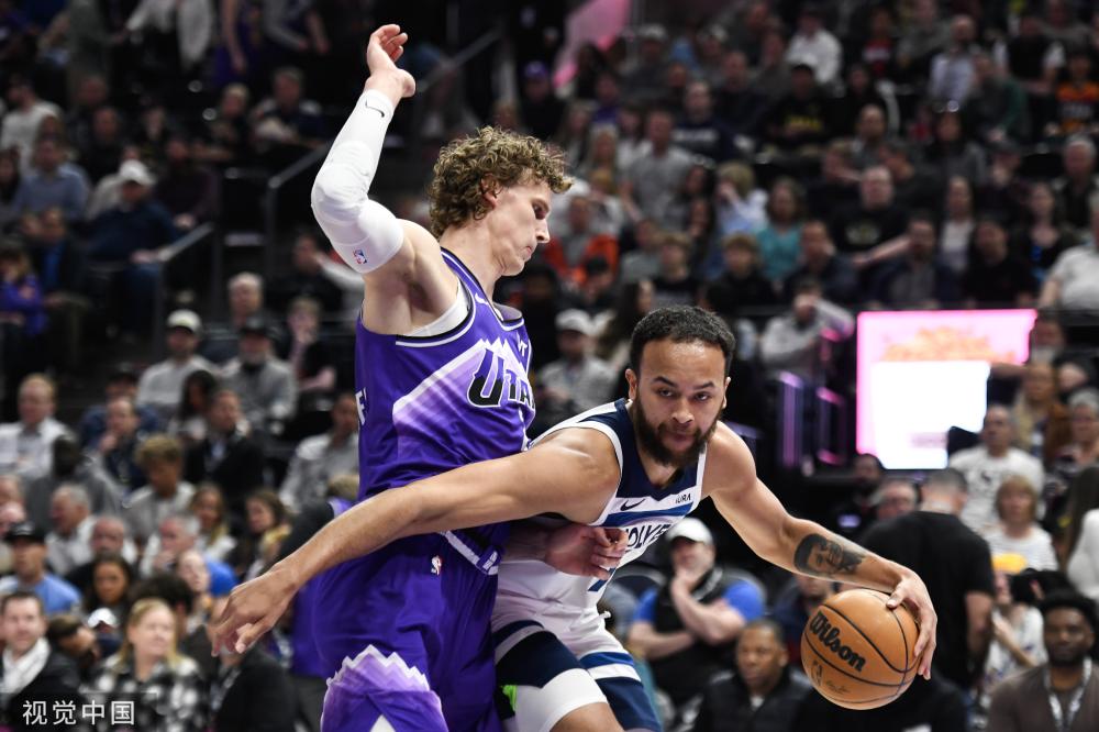 他在多拍回 他在多拍回